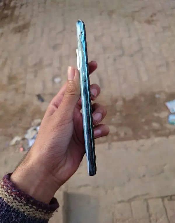 vivo S1 lush condition junion phone 3