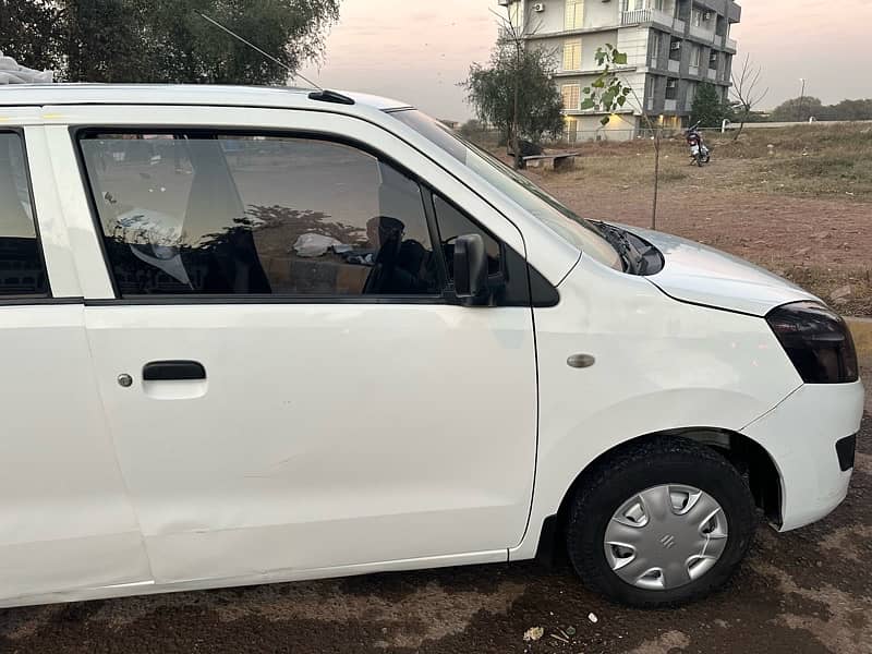 Suzuki Wagon R 2021 14