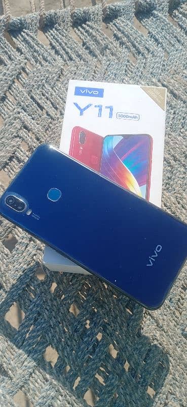 vivo y11 3/32 03271211690 5