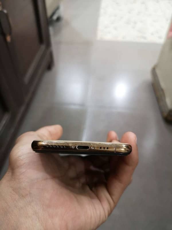 iphone xs pta approved 1