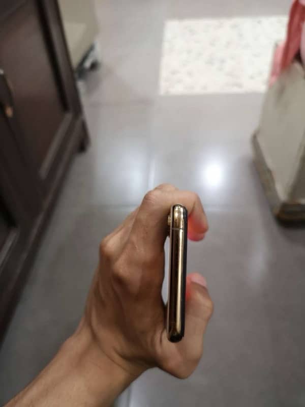 iphone xs pta approved 3