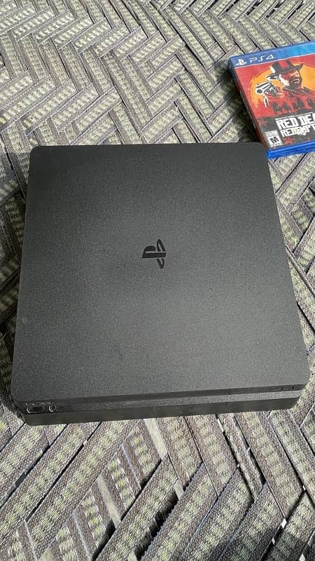 PS4 slim in great condition for sale 2