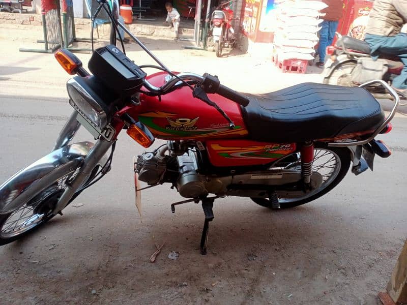 road prince 2022 model good condition 8