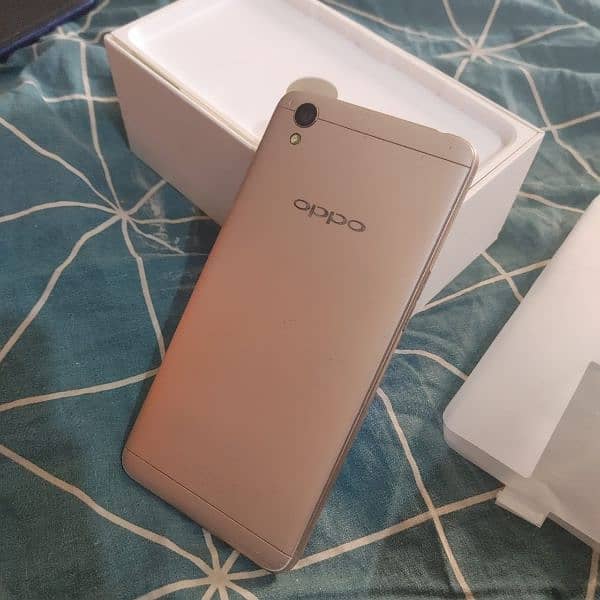 Oppo A57 2gb ram 16gb memory Pta official approved 1