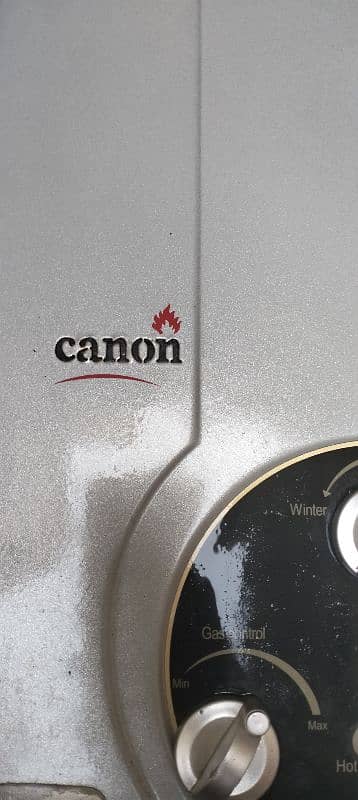 canon instant Gayser 1