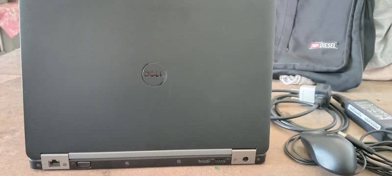 Dell Core i5 - 6th Generation 6