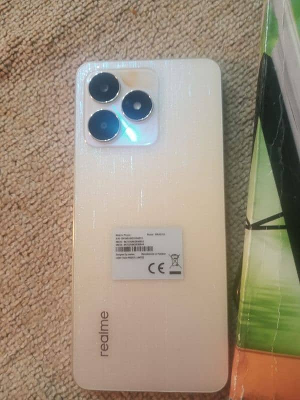 realme c53 model hai 128 gb  3/9/2024 ko liyya tha condition 10/10 hai 0