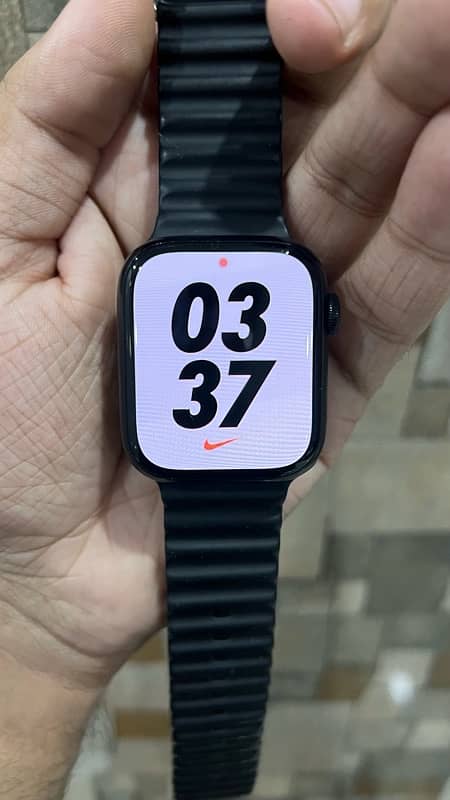 Apple Watch Series 8 45mm 98% Battery Health 0