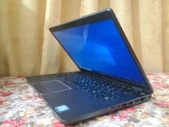 Laptop dell with 8 generation