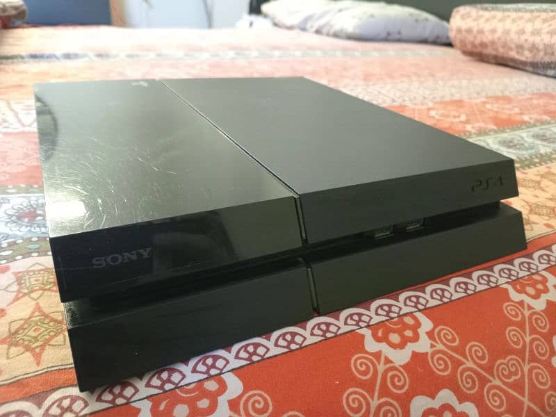 PS4 1 TB 2