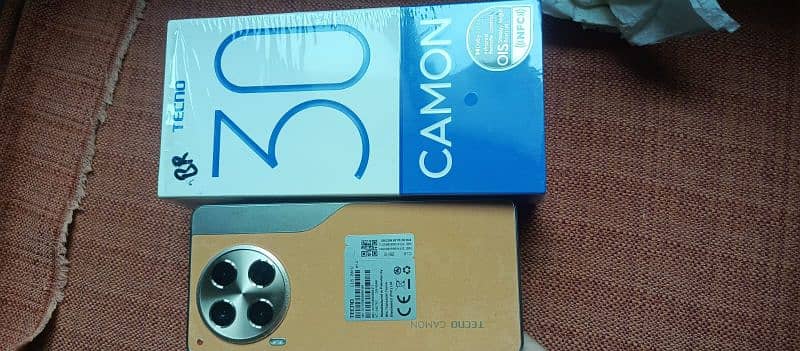 Tecno Camon 30 0