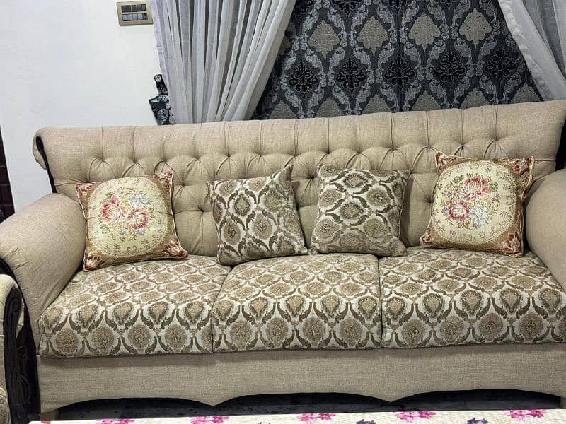 7 seater sofa 0