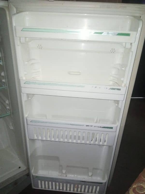 used frige national made in Japan 2