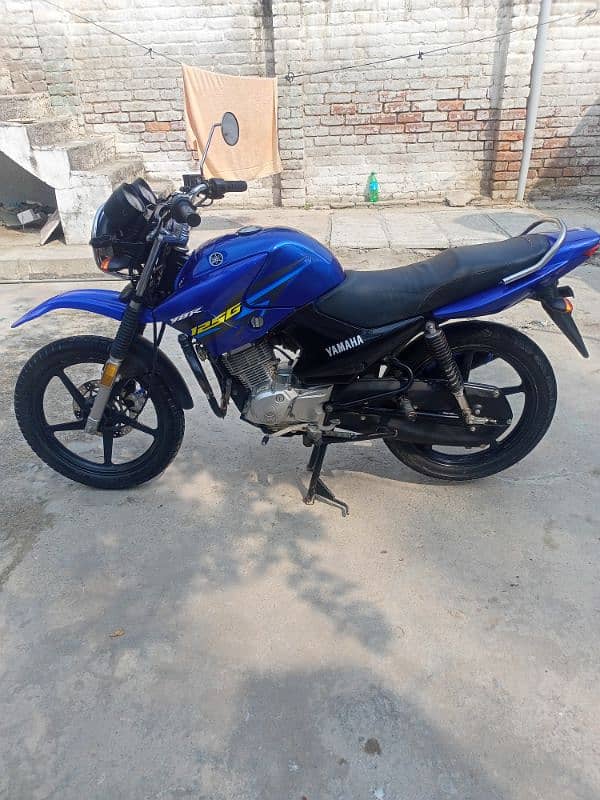 Yamaha ybr 125 G 0