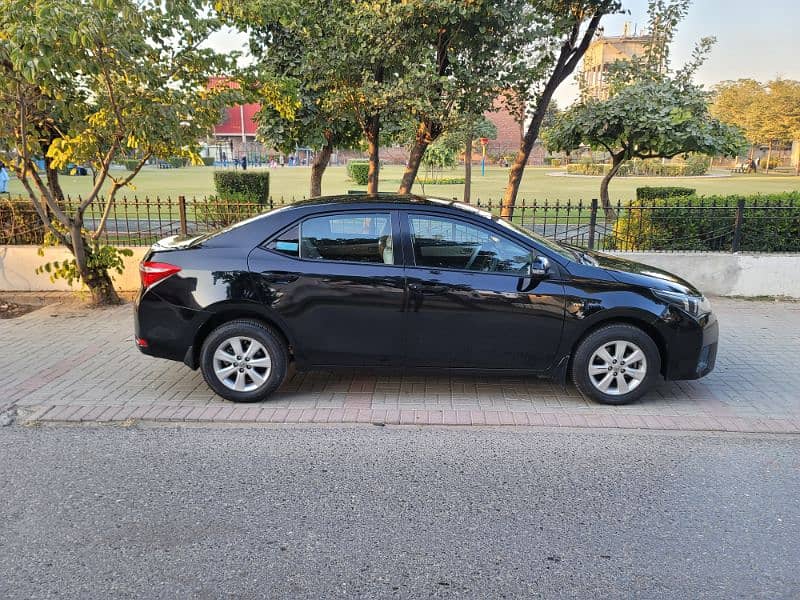 Toyota Corolla GLI 2014 3