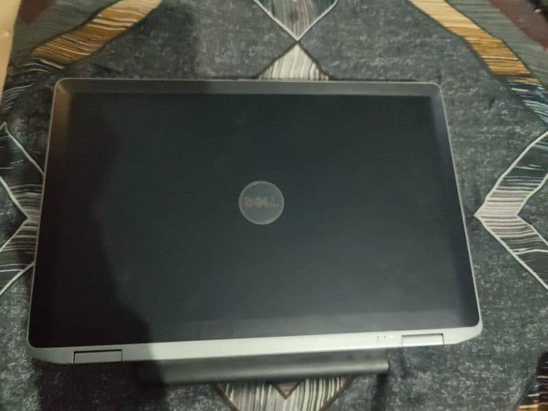 Dell Latitude E6530 Core i7 3rd Gen 1gb graphics card 4