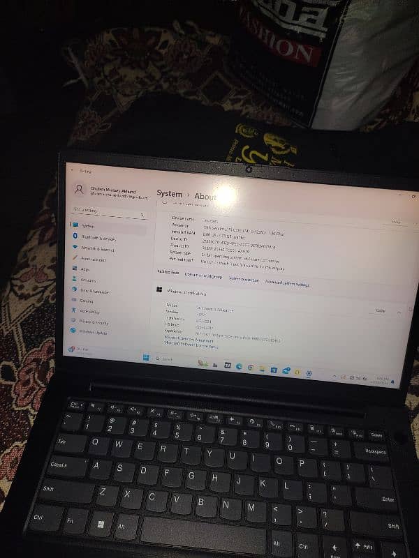 Laptop i5 11 Gen Qiston pe 5