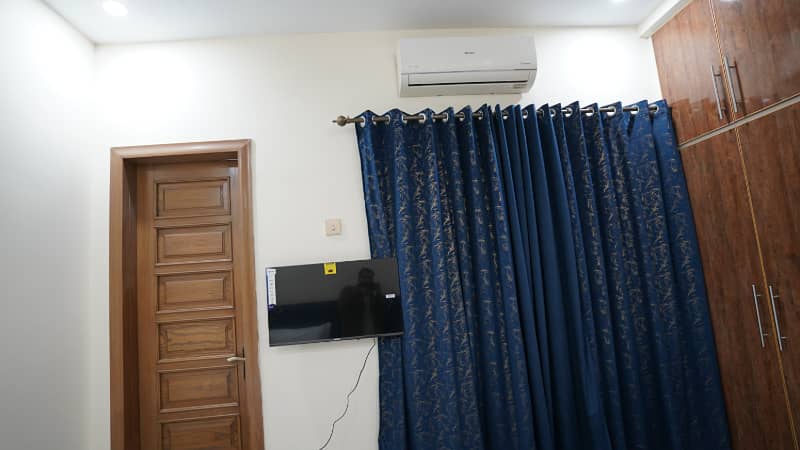 10 Marla Fully Furnished Ground Portion for rent in G-13 Islamabad. 16