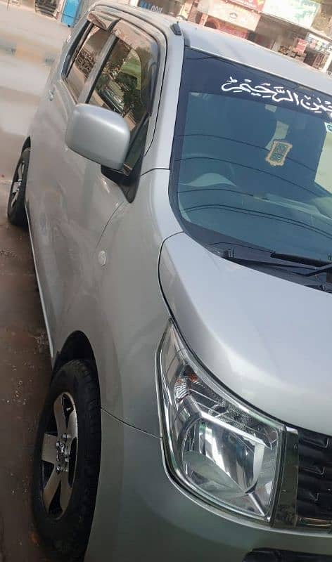 Wagon R Automatic. 2015 Japanese. . 2019 Reg. Lahore num. Home used car. 4