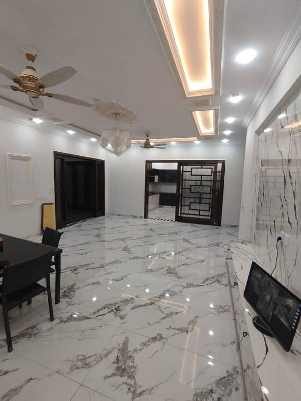 1 Kanal Luxury Non Furnished Upper Portion For Rent In Bahria Town Lahore 15