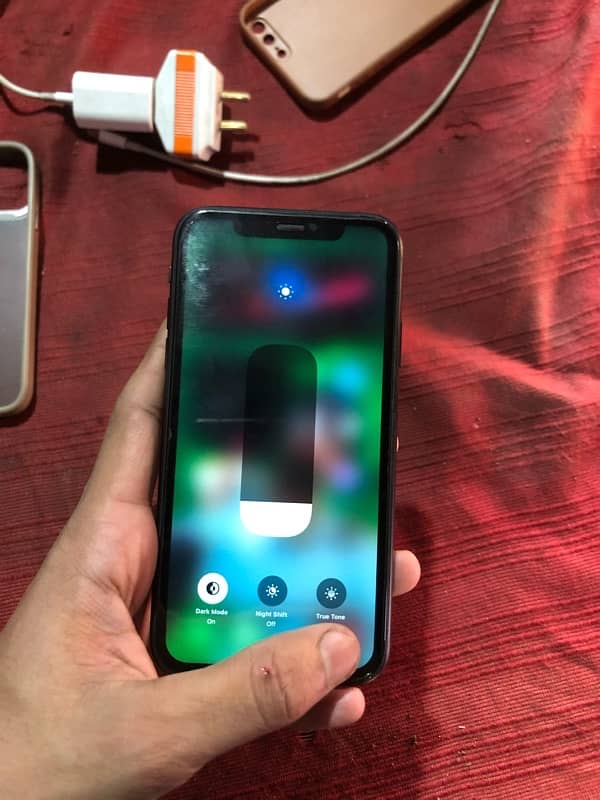 Iphone XR convert 13 All mobl ok 10 by 10 condition 1