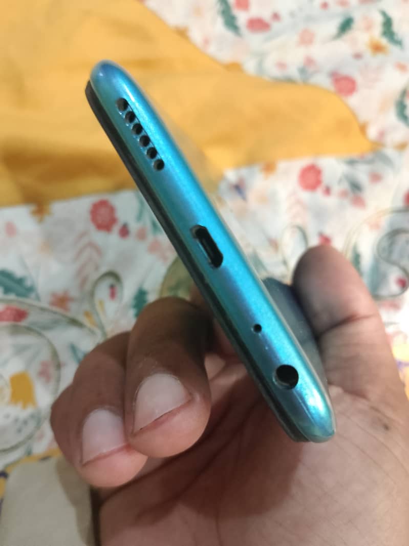 vivo y91 3/64 kit hai condition pic main dekh sakte ho 1