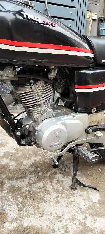 Honda 125 model 18 sigal digit 3 4