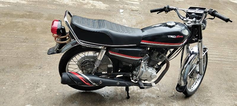 Honda 125 model 18 sigal digit 3 8