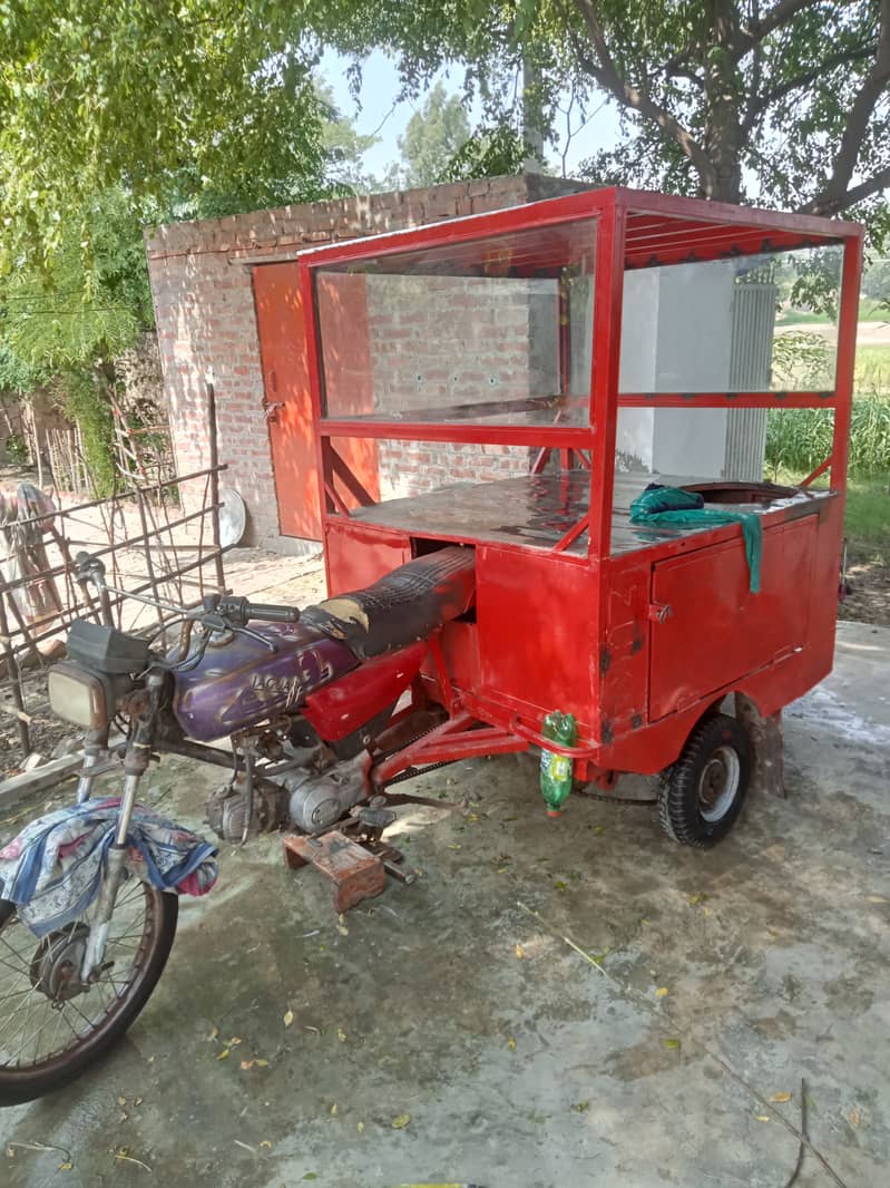 Chips golgapa food cart 6