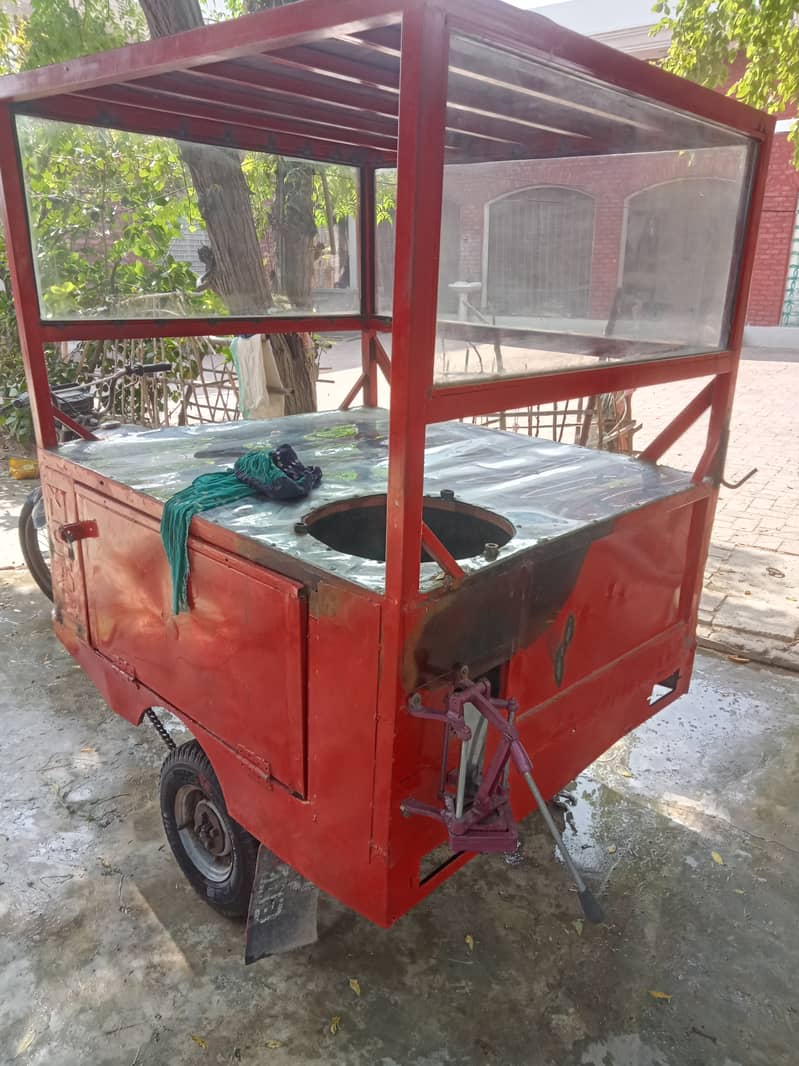 Chips golgapa food cart 9