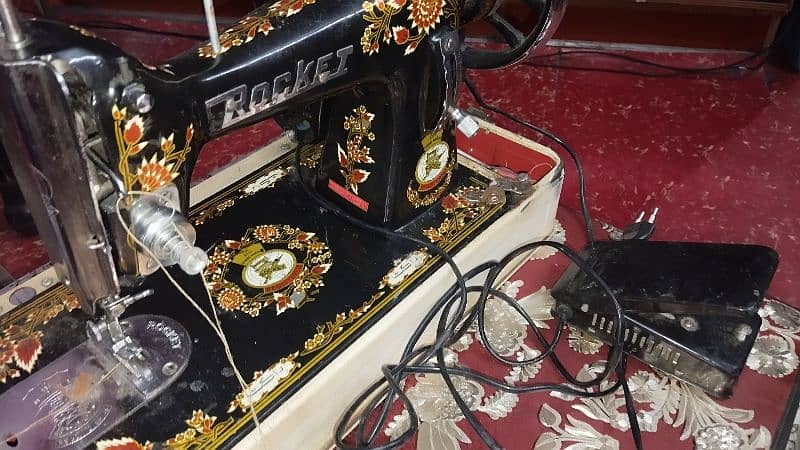 sewing machine with electric motor & machine cover 8