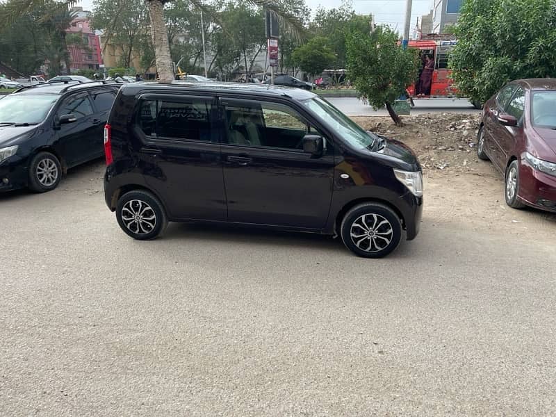 Suzuki Wagon R 2015 3