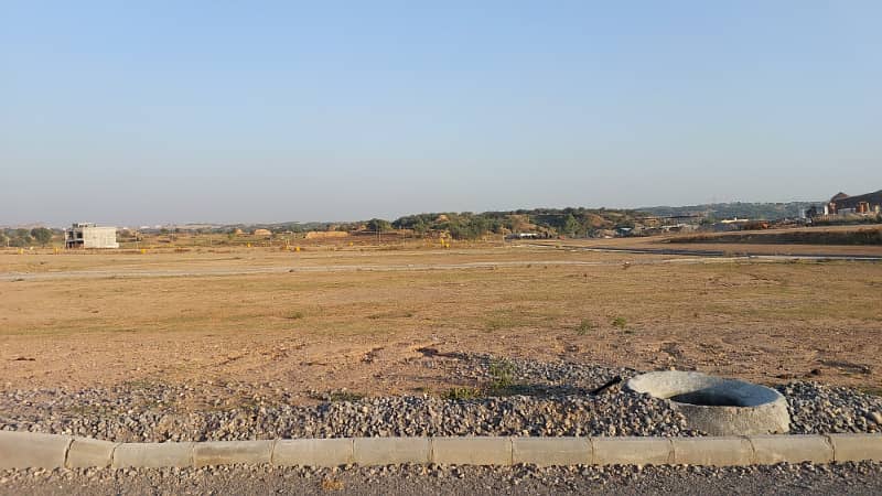 10 Marla Dead-End Corner Plot with Extra Land in K Block, Phase 8 Bahria Town Rawalpindi 2