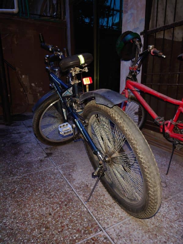 MOUNTAIN BIKE FOR SALE** 1