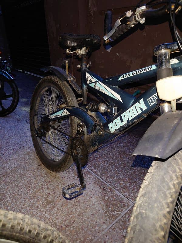 MOUNTAIN BIKE FOR SALE** 3