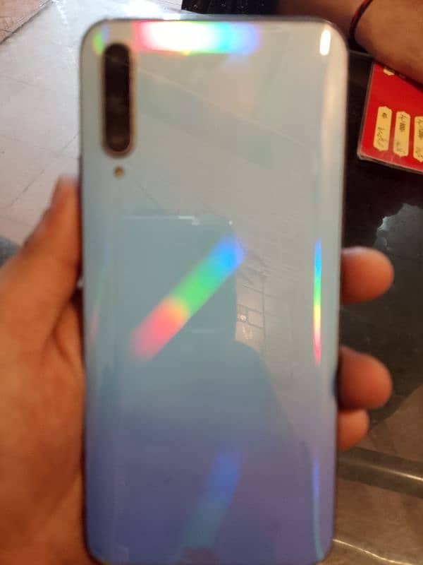 Huawei Y9s lush condition. Serious buyer only contect us. 2