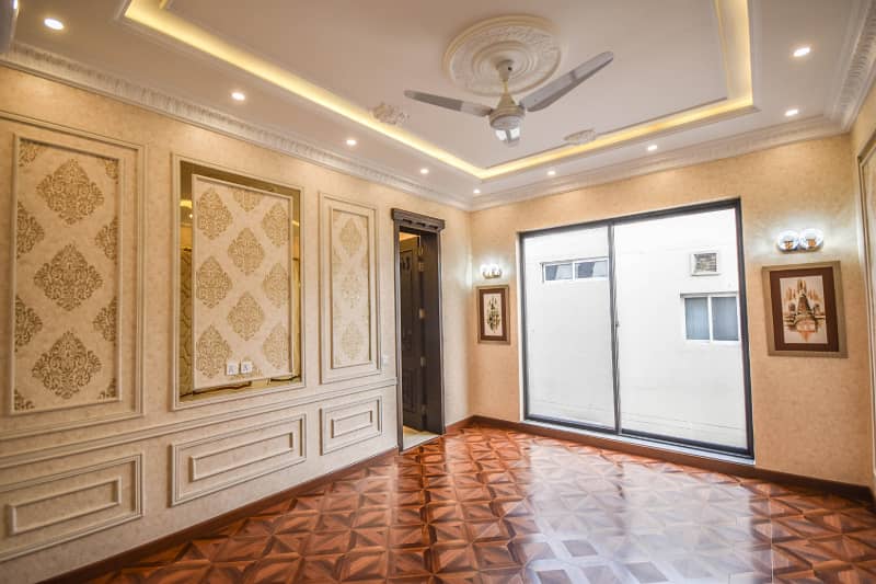 Most Luxurious Full Basement 1 Kanal Classical Bungalow For Sale With Home Theater Near Park In Phase 6 28