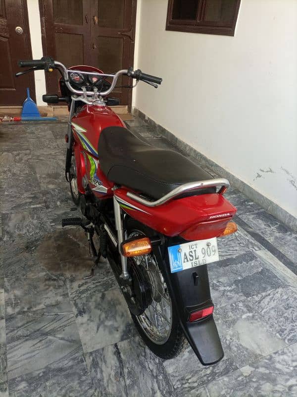 Honda cd70 dream 3