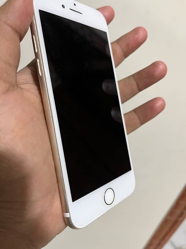 iPhone 7 PTA approved for sell no fault 1