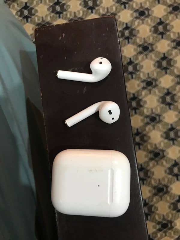 orignial airpods 4