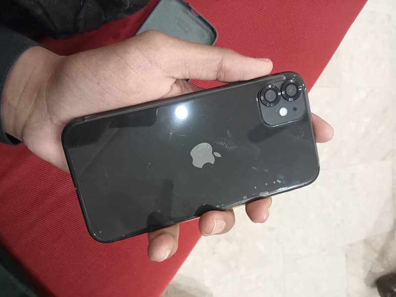 iPhone 11 2