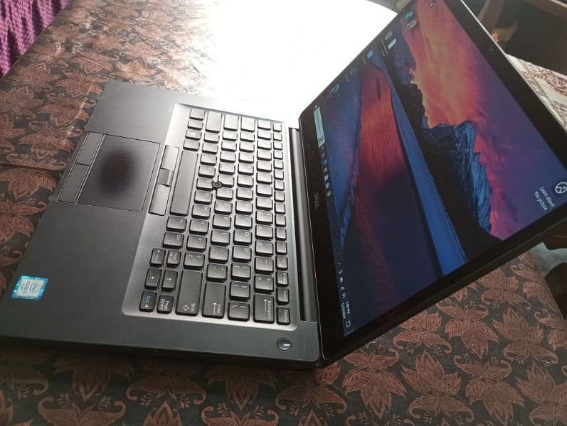 Dell Laptop Latitude 7480 i5 6th Generation 0