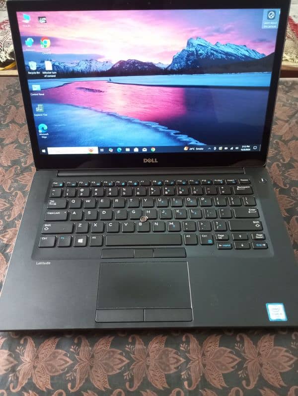 Dell Laptop Latitude 7480 i5 6th Generation 4