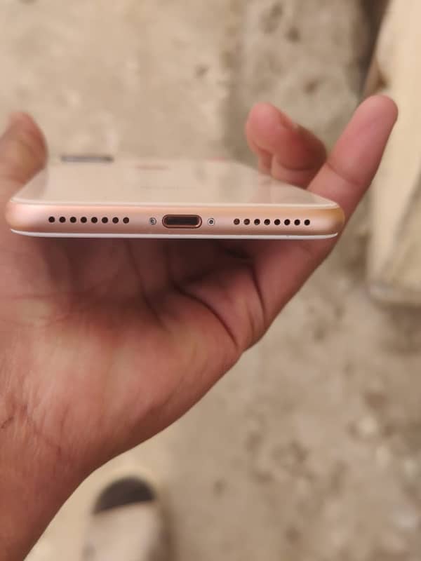 IPhone 8 Plus 64 gb pta approved 1