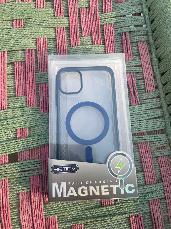 iphone 11 magnetic cover 1