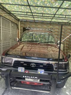 Toyota Surf Front grill