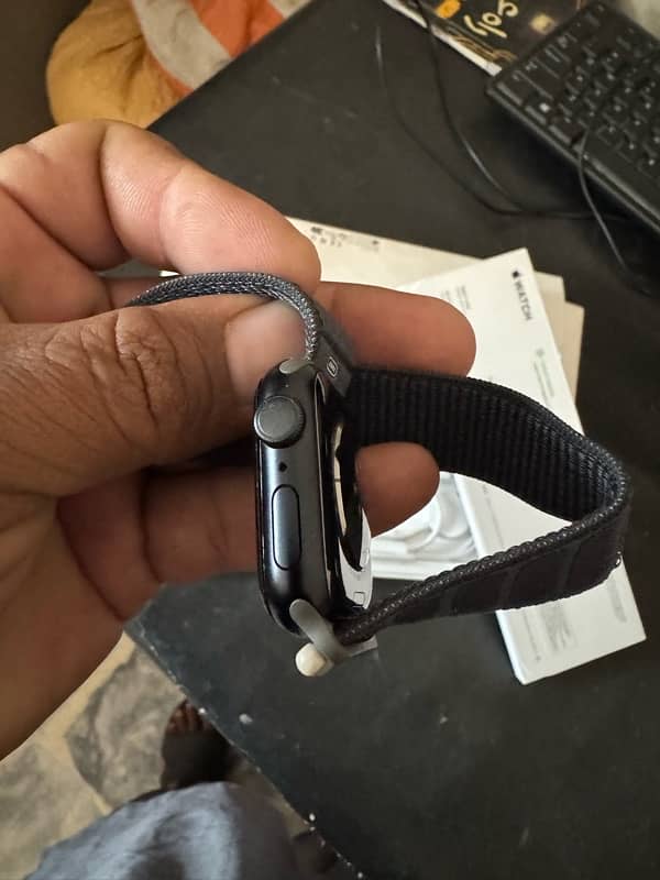 Apple Watch serial 9.41 mm 0