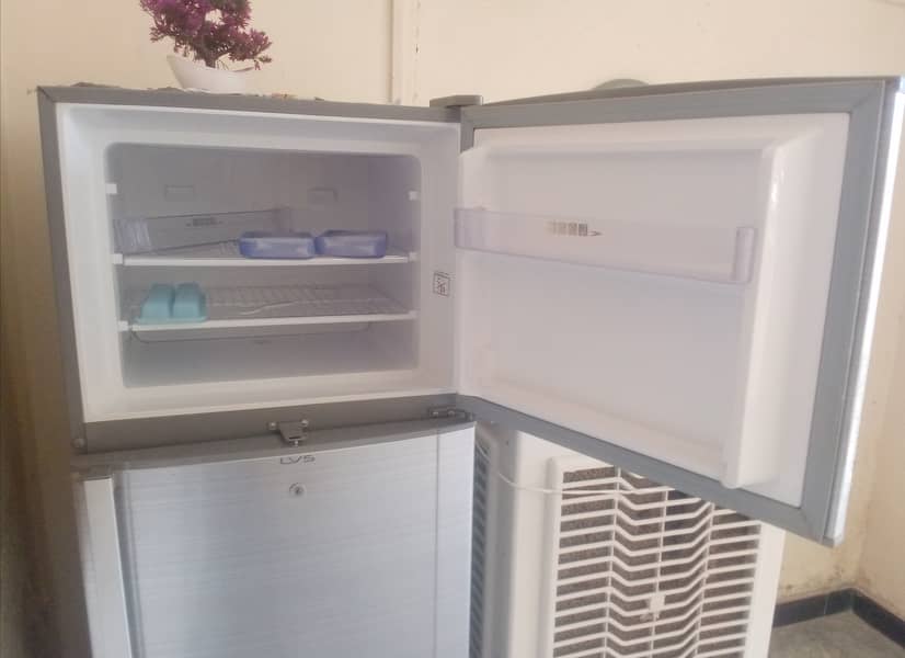 Dawlance Fridge For sale 1