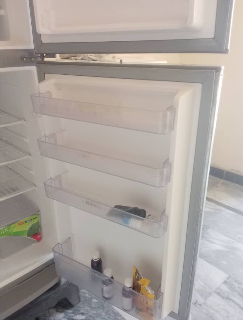 Dawlance Fridge For sale 7