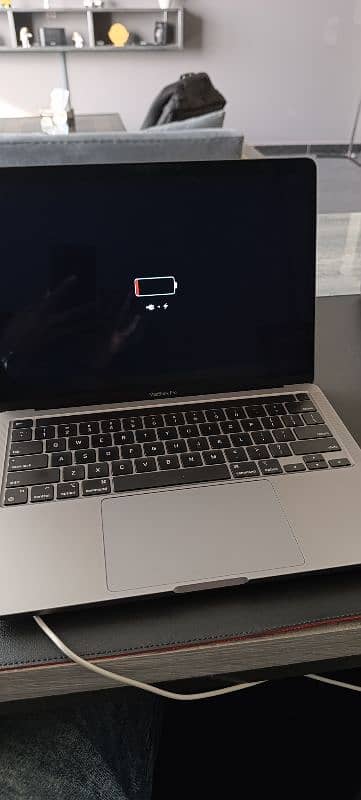 Macbook Pro 2020 icloud Lock 0